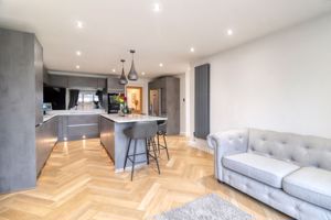 Kitchen/Diner- click for photo gallery